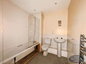 Photo 4- click for photo gallery